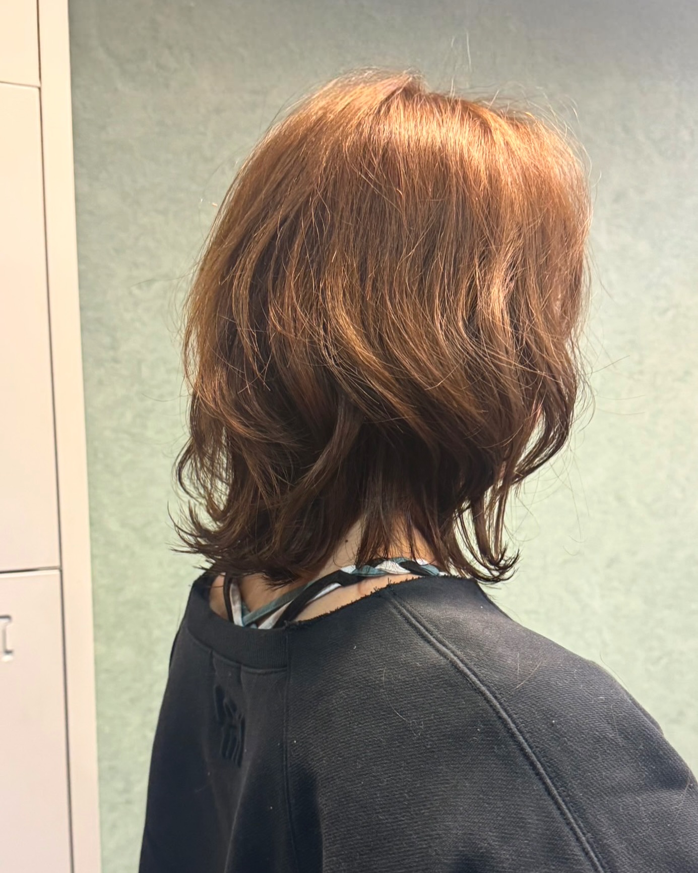 スタイリッシュかつ洗練された印象に◎【 レイヤーカット×毛先巻き 】